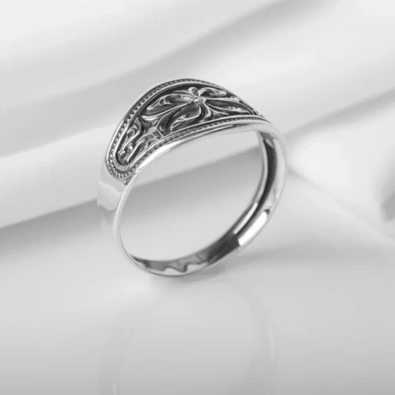 Vintage Punk Wave Cross Ring – Unisex Biker StyleVintage Punk Wave Cross Ring – Unisex Biker Style